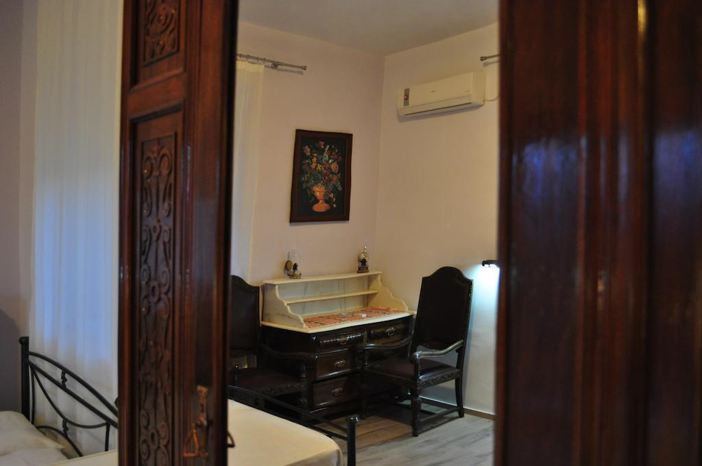 Christina Guest House Mistrá Habitación foto